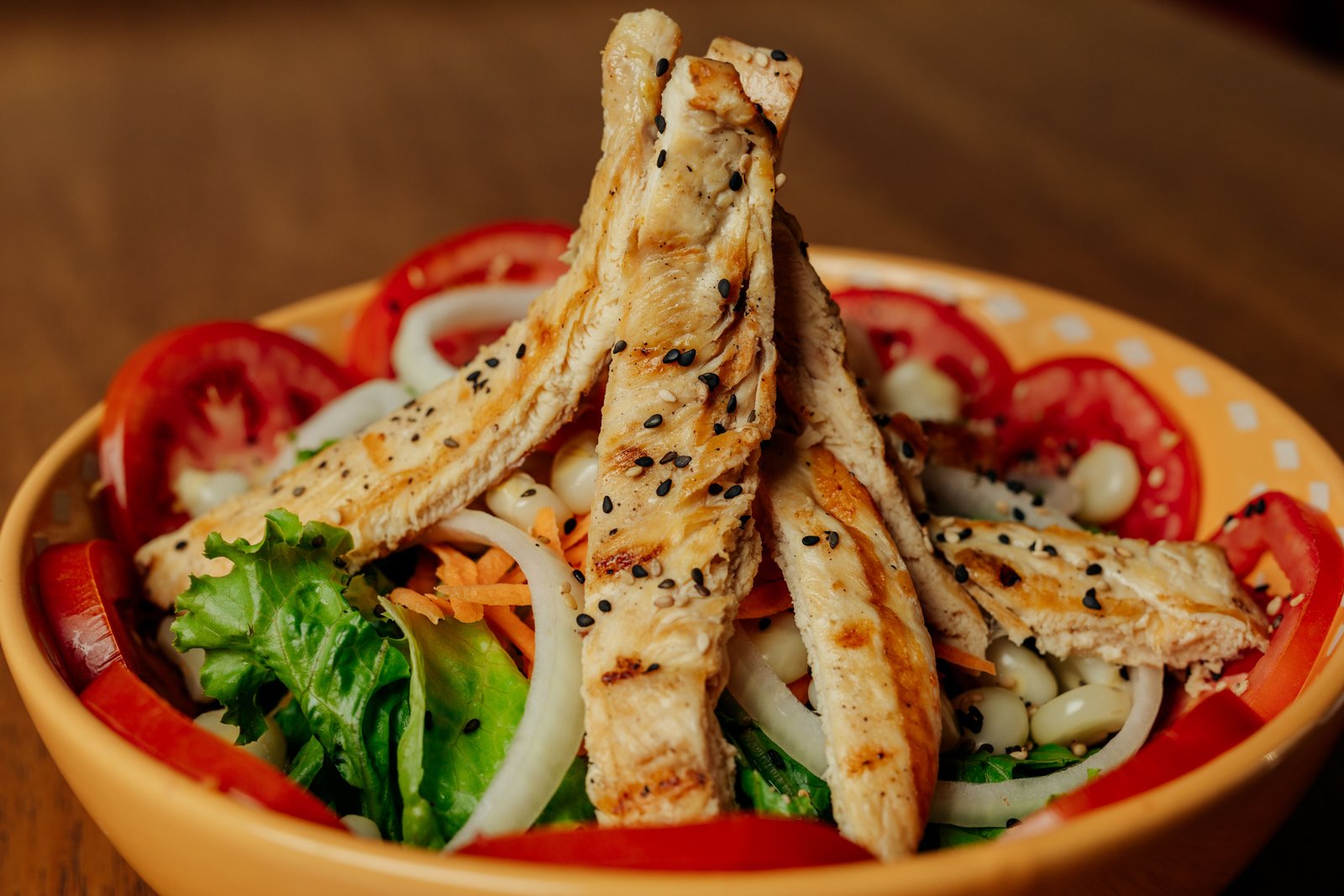 Ensalada Wallpina con Pollo a la Parrilla